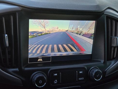 Used 2023 GMC Terrain AT4 image 15