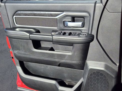 Used 2024 RAM 2500 Big Horn w/ Night Edition image 36