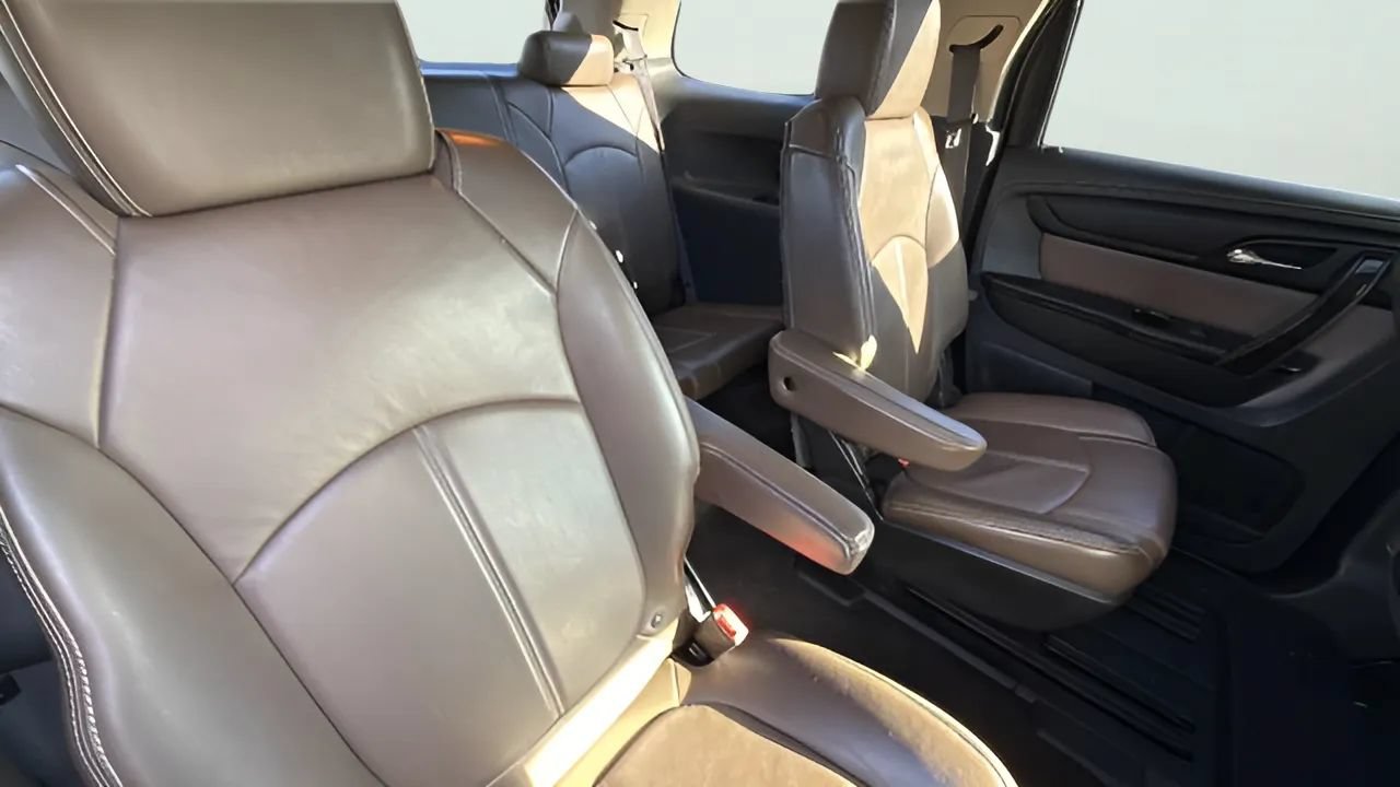 Used 2014 GMC Acadia SLT AWD/4WD image 9