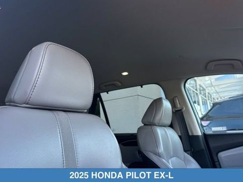 Certified 2025 Honda Pilot EX-L image 21