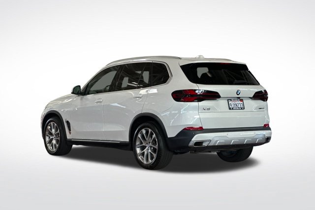 Used 2024 BMW X5 xDrive40i AWD/4WD image 7