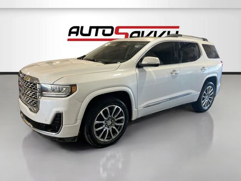 Used 2023 GMC Acadia Denali w/ Denali Ultimate Package AWD/4WD image 3