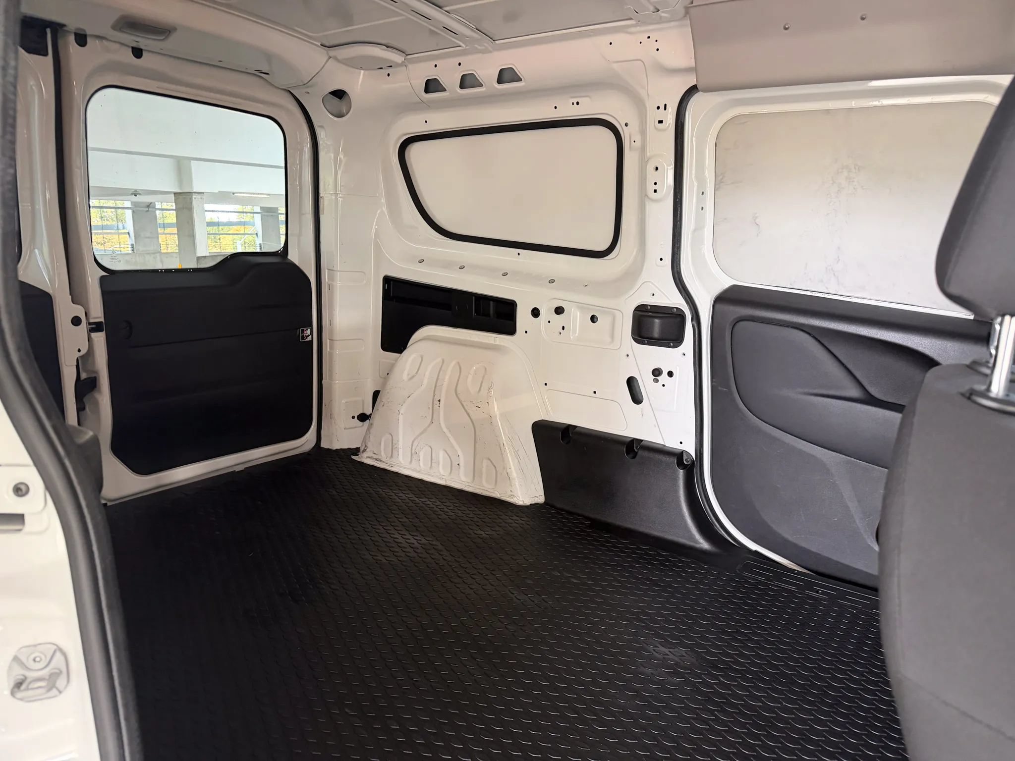 Used 2016 RAM ProMaster City Tradesman w/ Rear Back-up Camera Group FWD image 18