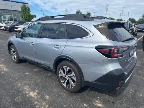 Used 2021 Subaru Outback Limited w/ Popular Package #2 AWD/4WD image 3