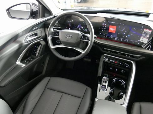 New 2025 Audi Q5 Premium Plus image 23