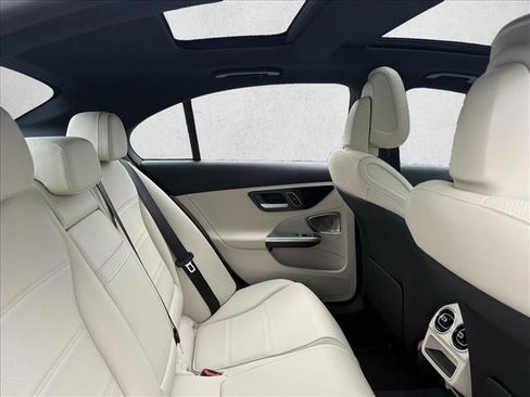 Used 2023 Mercedes-Benz C 300 Sedan image 19