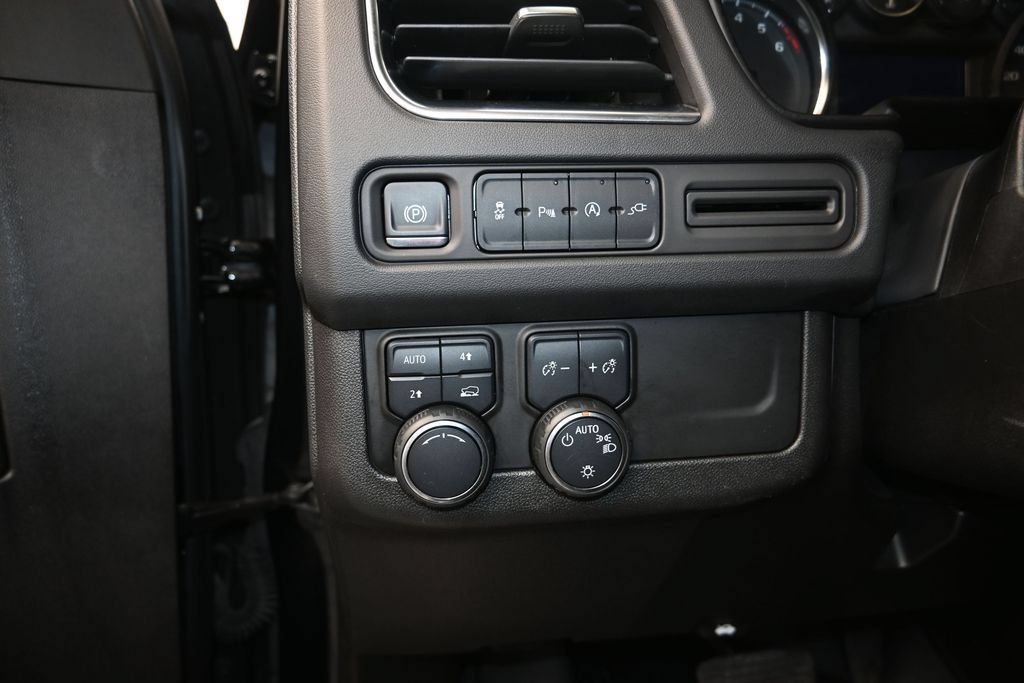 Certified 2021 Chevrolet Tahoe LT AWD/4WD image 13