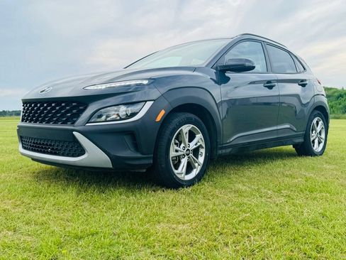 Used 2023 Hyundai Kona SEL w/ Cargo Package AWD/4WD image 2