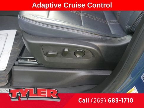 Used 2024 Chevrolet Silverado 2500 High Country w/ High Country Premium Package AWD/4WD image 27