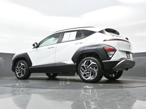 Used 2026 Hyundai Kona SEL Premium AWD/4WD image 28