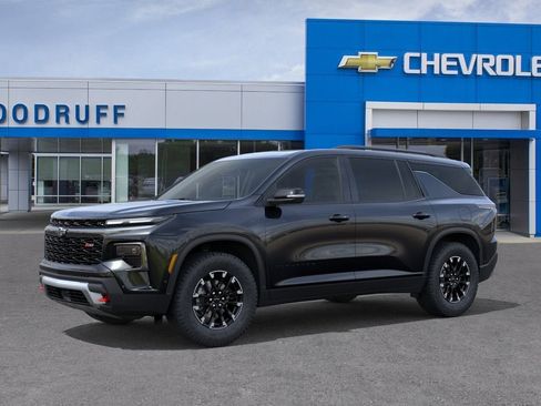 New 2026 Chevrolet Traverse Z71 w/ Enhanced Driving Package AWD/4WD image 2