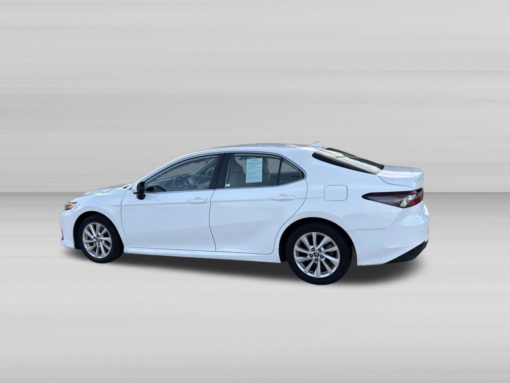 Used 2024 Toyota Camry LE FWD image 10