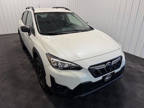 Used 2023 Subaru Crosstrek 2.0i AWD/4WD image 3