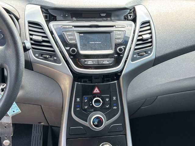 Used 2015 Hyundai Elantra SE w/ Option Group 02 FWD image 24