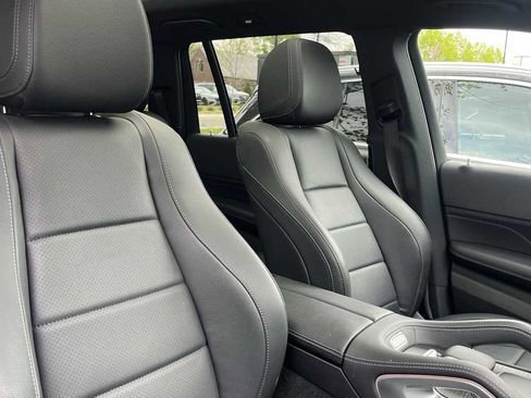 Used 2022 Mercedes-Benz GLS 450 4MATIC image 39