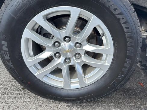 Used 2021 Chevrolet Silverado 1500 LT w/ Convenience Package II image 13