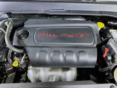 Used 2022 Jeep Compass Latitude AWD/4WD image 28