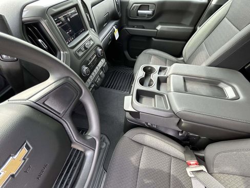 New 2026 Chevrolet Silverado 2500 Custom w/ Custom Value Package image 10