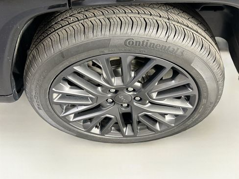 Used 2022 Jeep Compass High Altitude AWD/4WD image 32