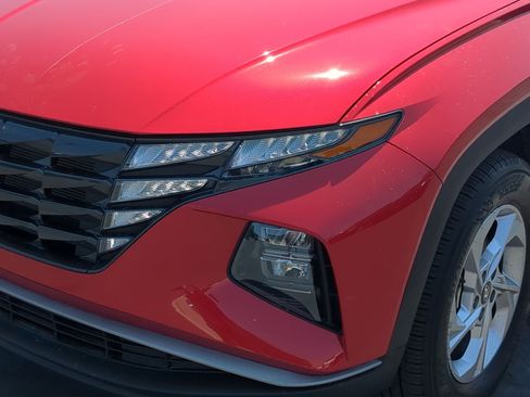 Certified 2023 Hyundai Tucson SEL AWD/4WD image 9