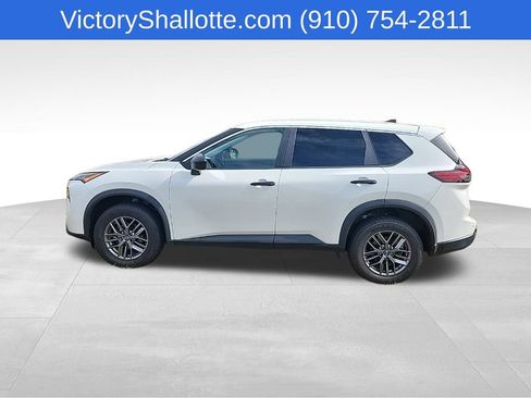 Used 2024 Nissan Rogue S AWD/4WD image 16