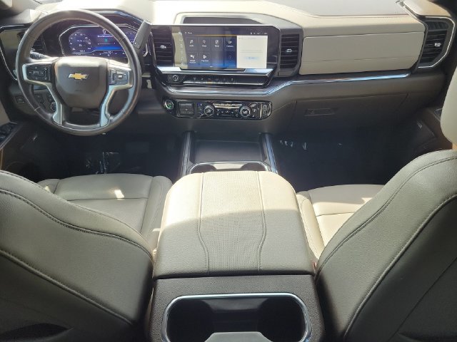 Used 2024 Chevrolet Silverado 2500 LTZ w/ LTZ Convenience Package AWD/4WD image 14