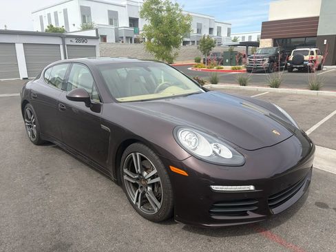 Used 2014 Porsche Panamera 4 AWD/4WD image 2