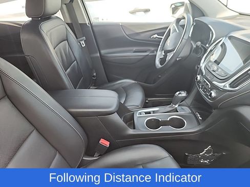 Used 2018 Chevrolet Equinox Premier FWD image 16
