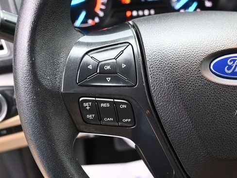 Used 2017 Ford Explorer 4WD image 18
