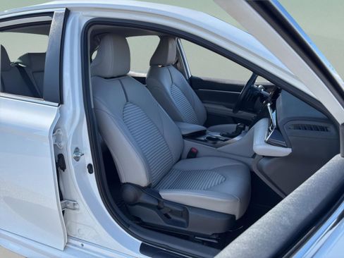 Certified 2024 Toyota Camry SE image 39