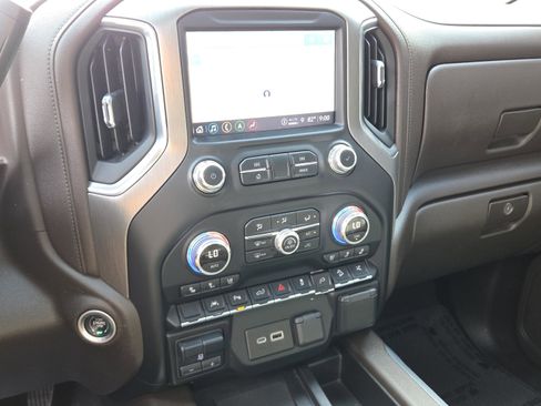 Used 2022 GMC Sierra 1500 Denali w/ Denali Reserve Package AWD/4WD image 20