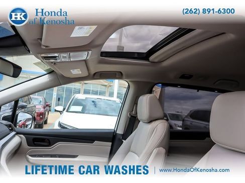 Certified 2025 Honda Odyssey EX-L image 10