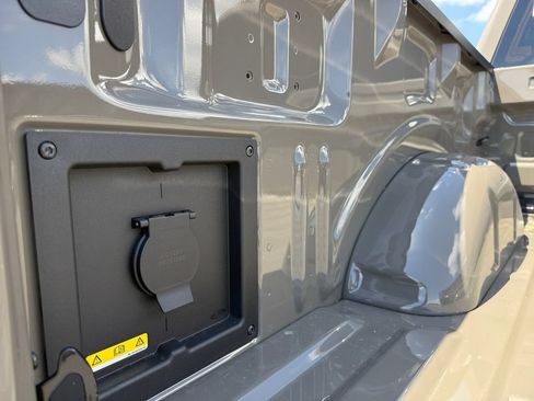New 2026 Ford F150 Lariat w/ Equipment Group 501A Mid AWD/4WD image 19