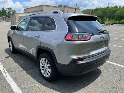 Used 2019 Jeep Cherokee Latitude w/ Popular Appearance Group FWD image 8