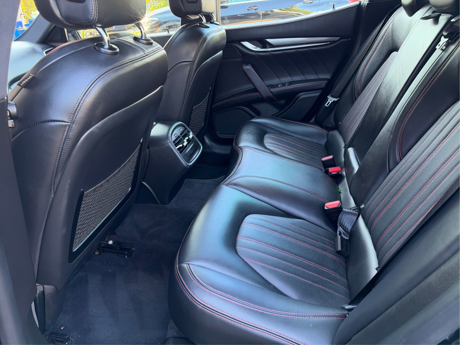 Used 2019 Maserati Ghibli S Q4 AWD/4WD image 31