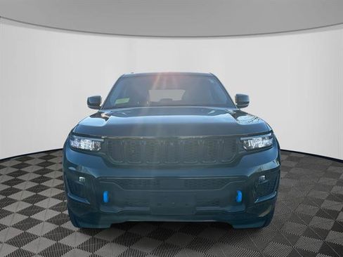 Used 2023 Jeep Grand Cherokee 30th Anniversary image 2