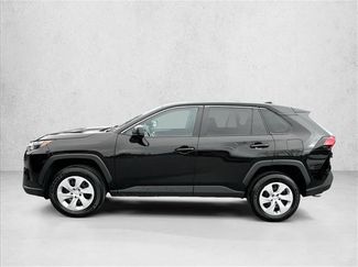 Used 2024 Toyota RAV4 LE AWD/4WD video 4