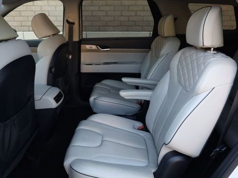 Used 2021 Hyundai Palisade Limited image 20