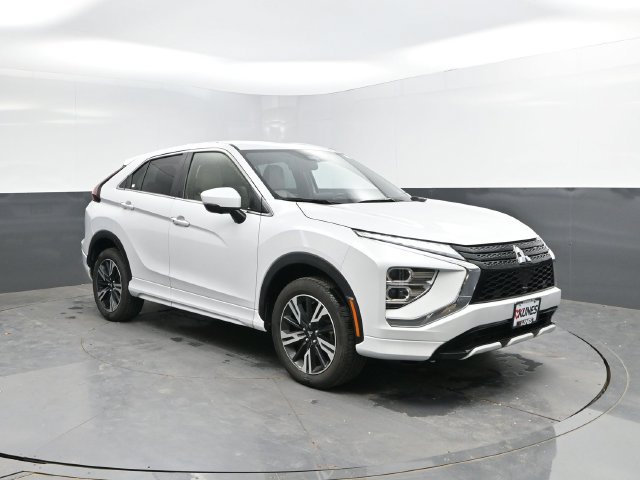 Used 2024 Mitsubishi Eclipse Cross AWD image 4