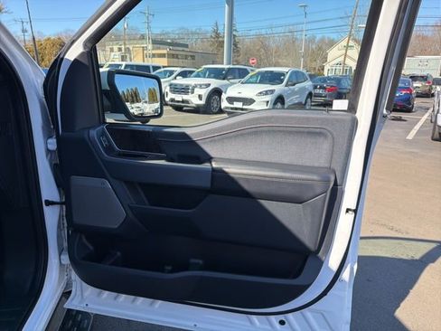 Used 2022 Ford F150 Lightning Lariat w/ Equipment Group 511A High image 12