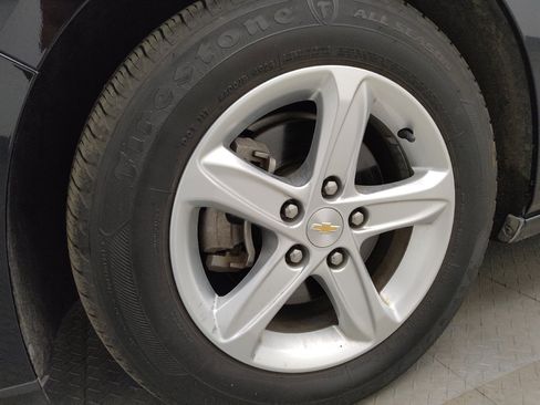 Used 2023 Chevrolet Malibu LS FWD image 31