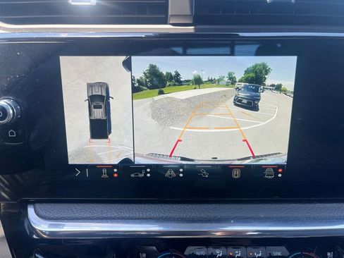 Used 2024 GMC Sierra 2500 Denali w/ Denali Reserve Package AWD/4WD image 24