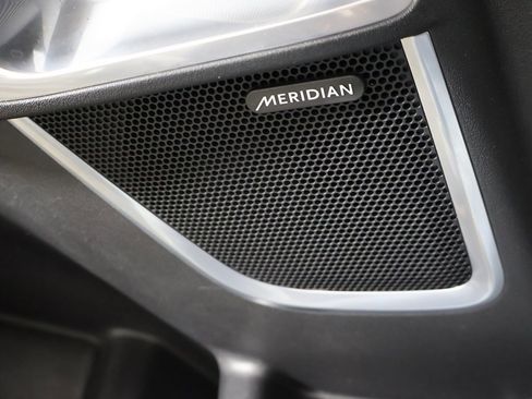 Used 2022 Jaguar E-PACE SE image 59