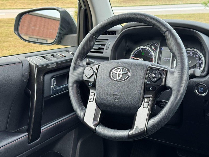 Used 2023 Toyota 4Runner TRD Off-Road Premium w/ Moonroof Package AWD/4WD image 13