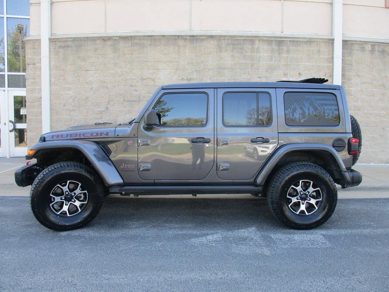 Used 2020 Jeep Wrangler Unlimited Rubicon AWD/4WD image 8