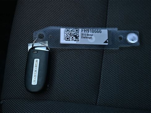 Used 2015 Dodge Challenger R/T w/ Quick Order Package 22B R/T image 24