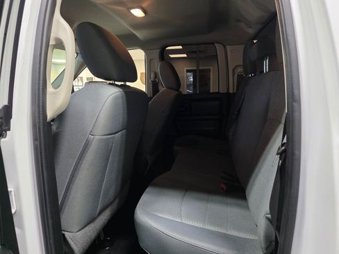 Used 2019 RAM 1500 Express w/ Express Value Package AWD/4WD image 19