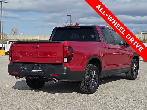 Used 2025 Honda Ridgeline Sport image 5