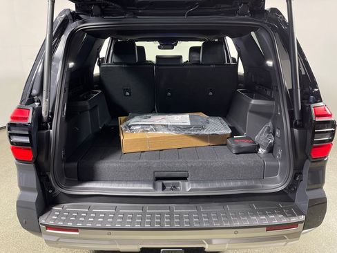 New 2026 Toyota 4Runner Limited AWD/4WD image 10