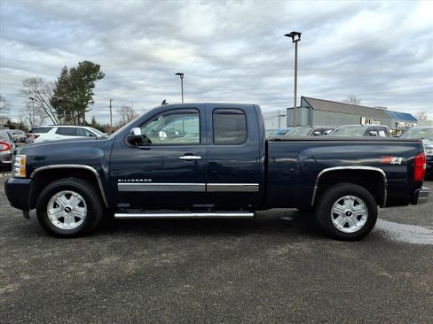 Used 2011 Chevrolet Silverado 1500 LTZ w/ LTZ Plus Package image 7